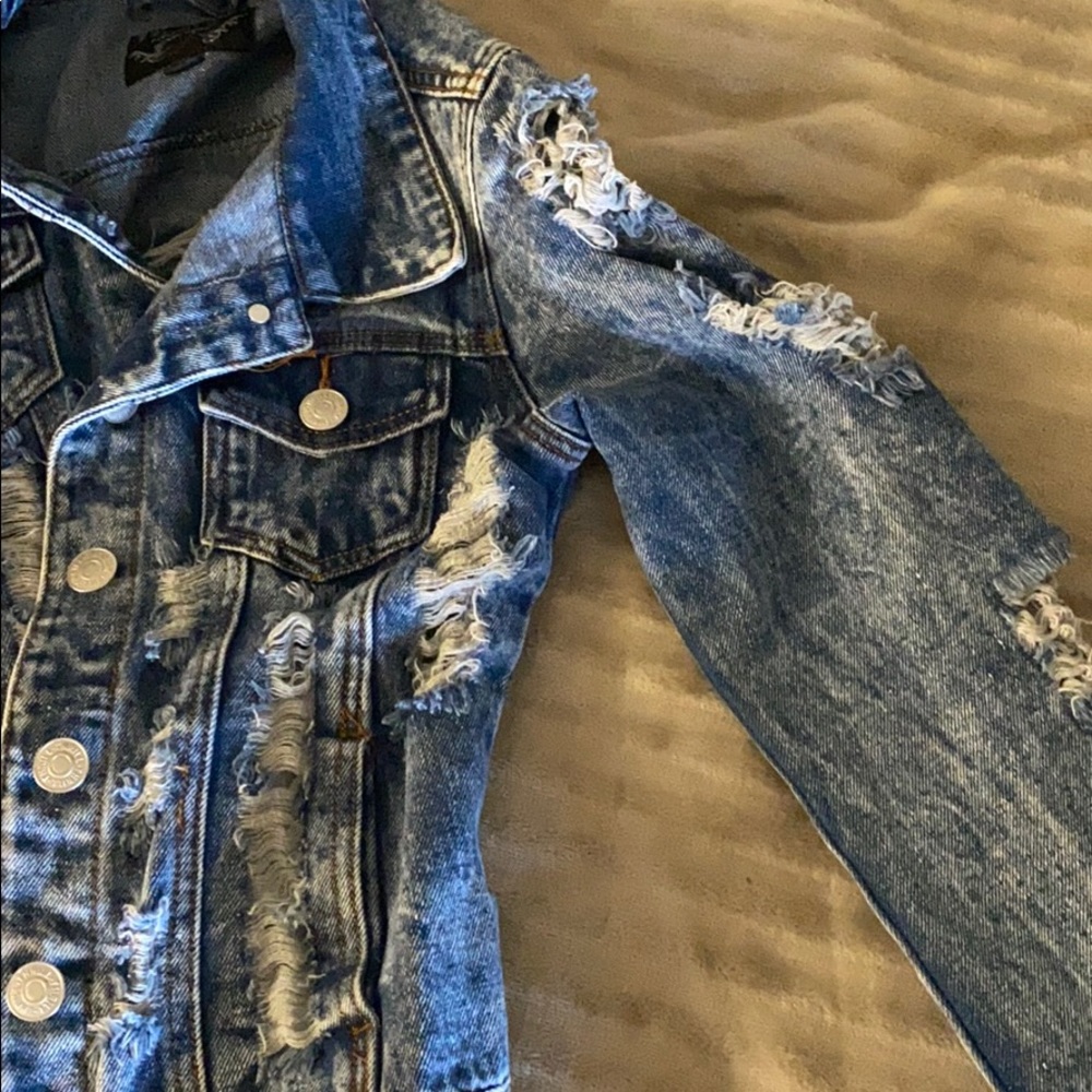 Denim Jacket! - Picture 3 of 4